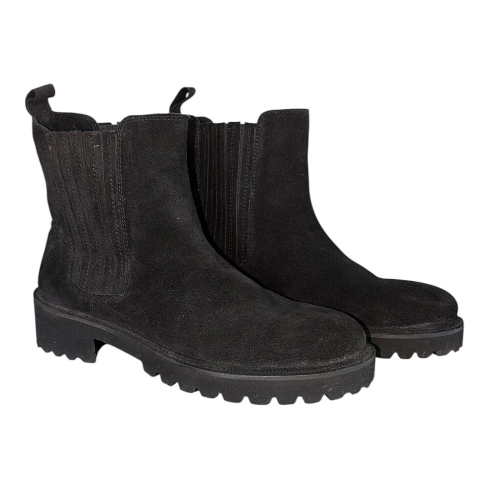 Seychelles Cashew Black Suede Chelsea Booties Women's Lug Water Resistant 9.5